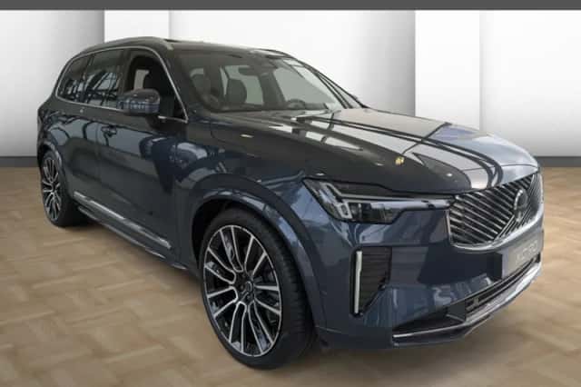 Volvo XC90 (2026) thumbnail 4