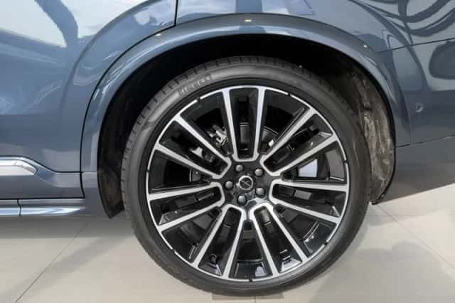 Volvo XC90 (2026) thumbnail 5
