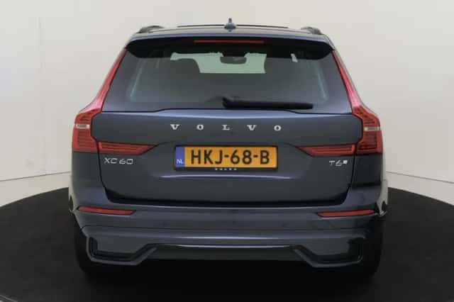 Volvo XC60 (2025) thumbnail 5