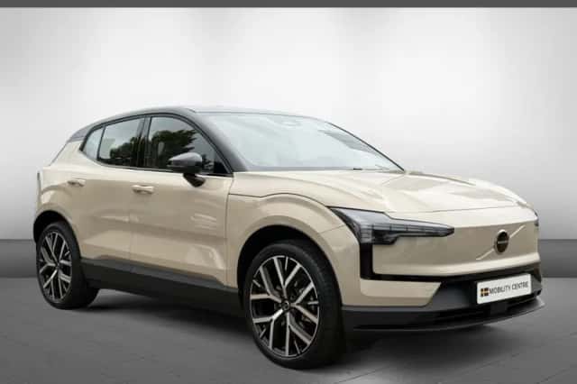 Volvo EX30 (2026) thumbnail 3