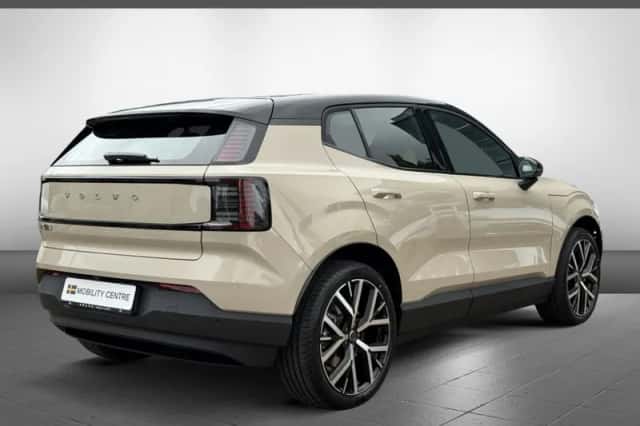Volvo EX30 (2026) thumbnail 4