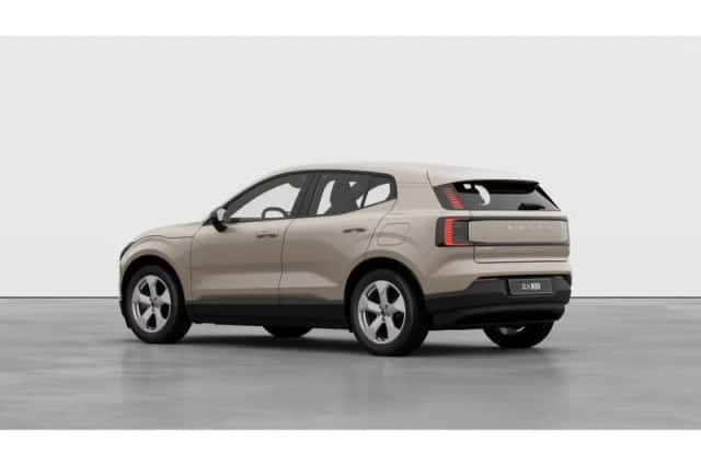 Volvo EX30 (2026) thumbnail 3