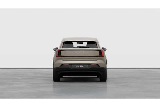 Volvo EX30 (2026) thumbnail 4