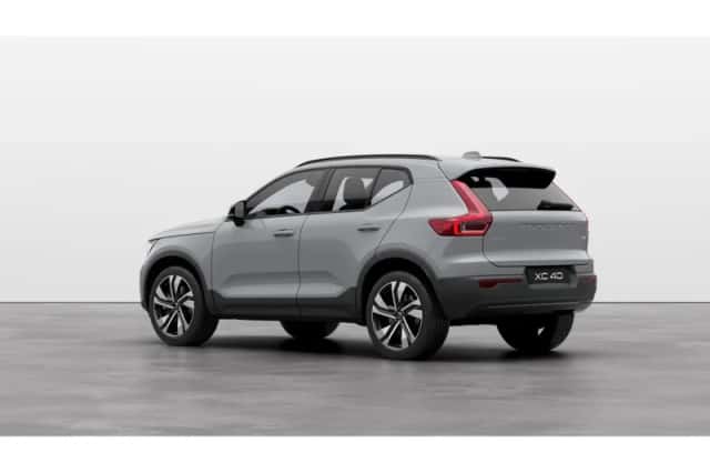 Volvo XC40 (2026) thumbnail 3