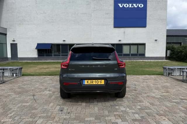 Volvo XC40 (2026) thumbnail 3