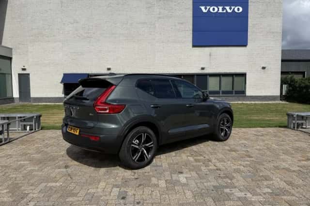 Volvo XC40 (2026) thumbnail 4