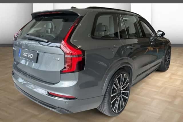 Volvo XC90 (2026) thumbnail 3