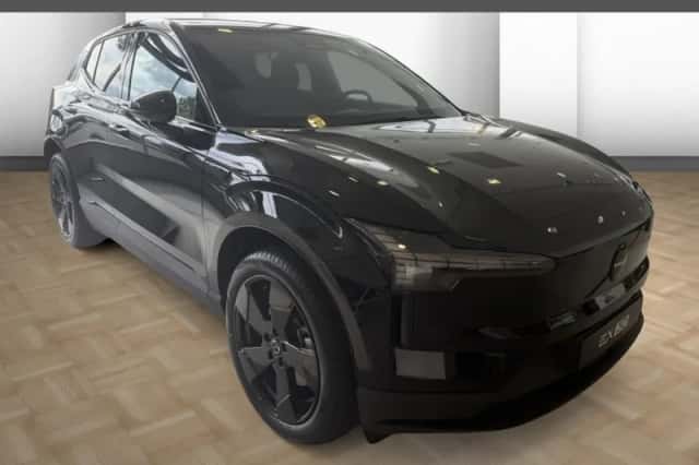 Volvo EX30 (2026) thumbnail 4