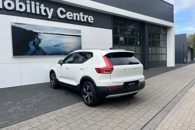 Volvo XC40 (2019) thumbnail 6