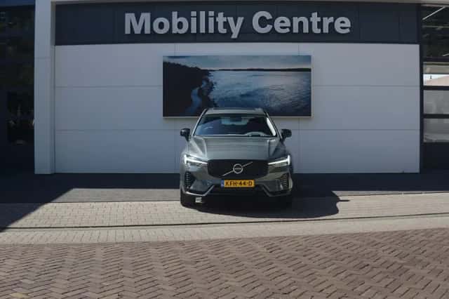 Volvo XC60 (2026) thumbnail 1