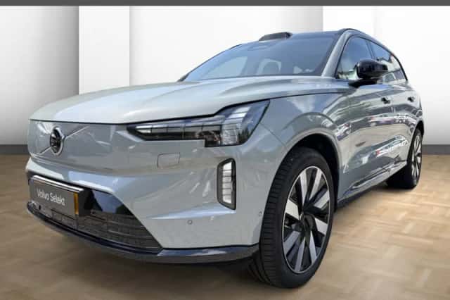 Volvo EX90 (2025) thumbnail 1