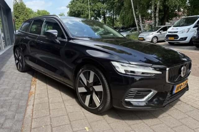 Volvo V60 (2025) thumbnail 4