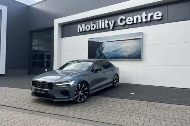 Volvo S60 (2023) thumbnail 1
