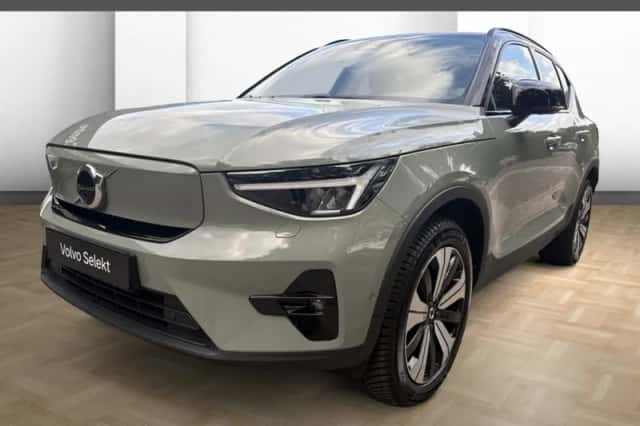 Volvo XC40 (2023) thumbnail 1