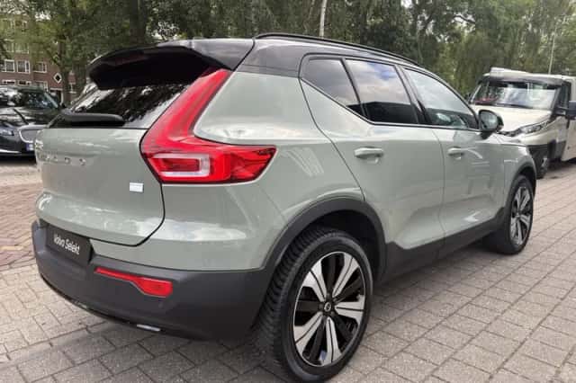 Volvo XC40 (2023) thumbnail 6