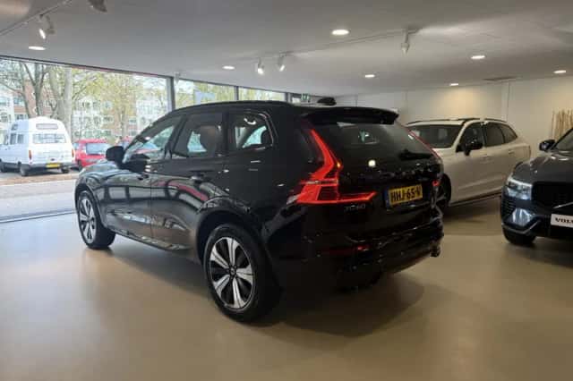 Volvo XC60 (2025) thumbnail 3