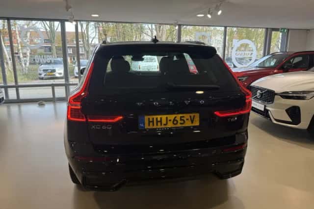 Volvo XC60 (2025) thumbnail 4