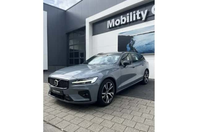 Volvo V60 (2022) thumbnail 1