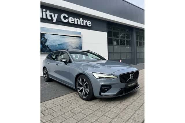 Volvo V60 (2022) thumbnail 3