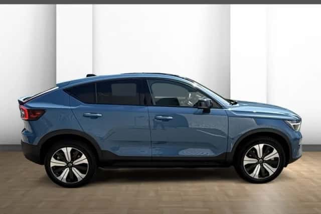 Volvo C40 (2023) thumbnail 4