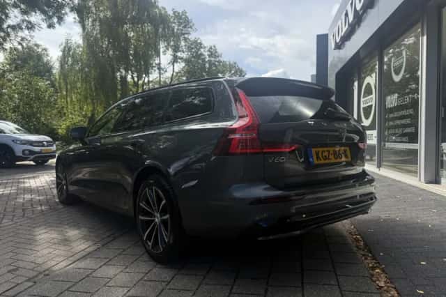Volvo V60 (2026) thumbnail 3