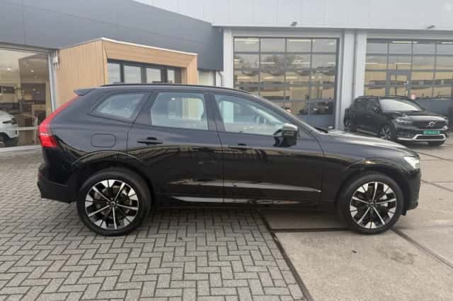 Volvo XC60 (2025) thumbnail 6