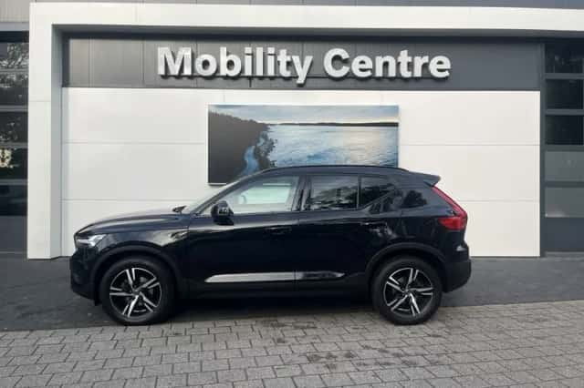 Volvo XC40 (2022) thumbnail 5