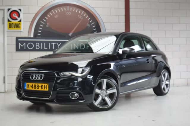 Audi A1 (2012) thumbnail 4