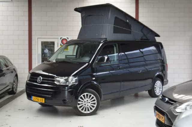 Volkswagen Multivan (2013) thumbnail 4