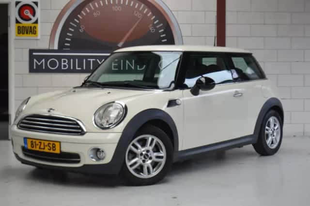 MINI One (2008) thumbnail 4