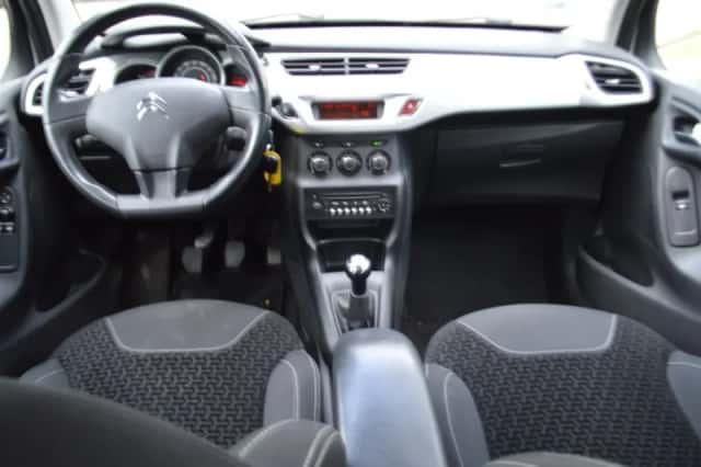 Citroën C3 (2011) thumbnail 3