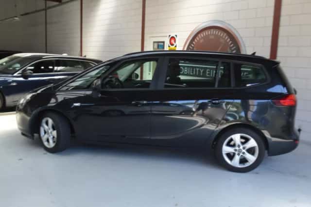 Opel Zafira (2013) thumbnail 6