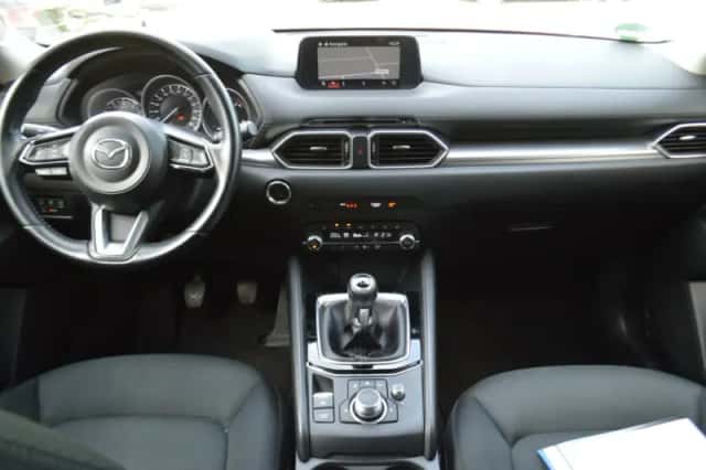 Mazda CX-5 (2019) thumbnail 2