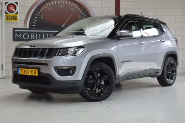 Jeep Compass (2019) thumbnail 4