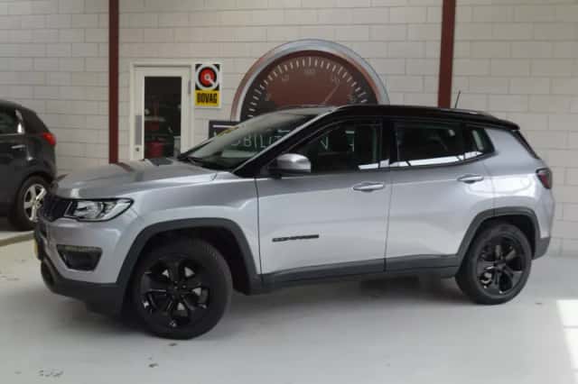 Jeep Compass (2019) thumbnail 5