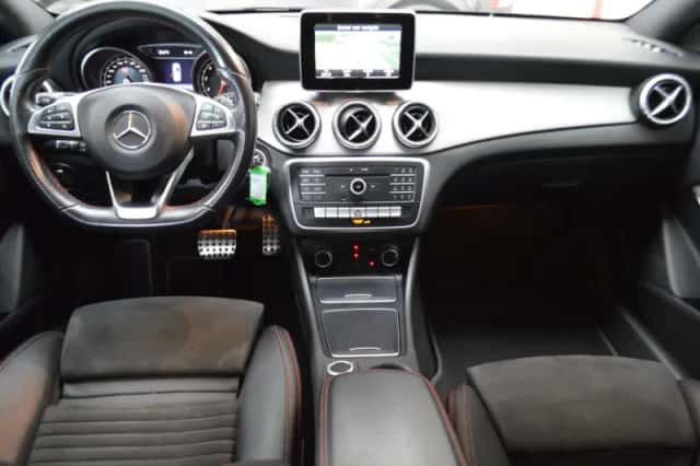 Mercedes-Benz CLA-Klasse (2016) thumbnail 3