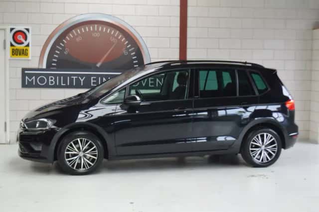 Volkswagen Golf Sportsvan (2016) thumbnail 6