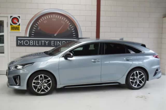 Kia ProCeed (2021) thumbnail 6