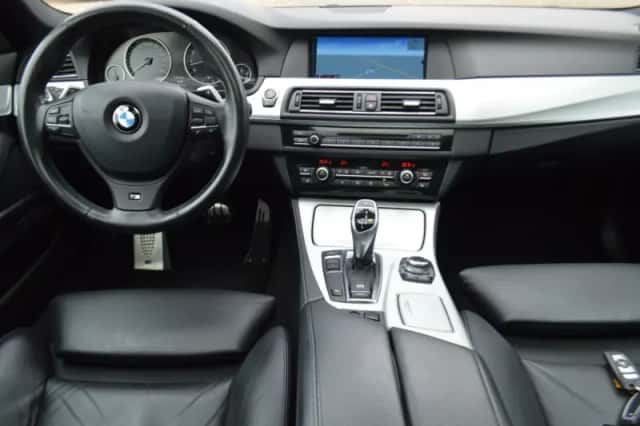 BMW 5-Serie (2012) thumbnail 3