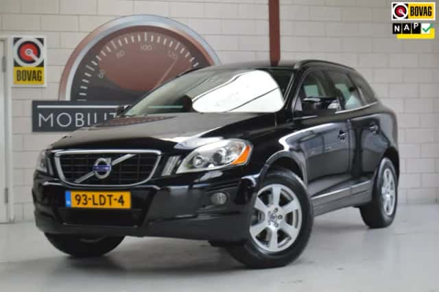 Volvo XC60 (2010) thumbnail 1