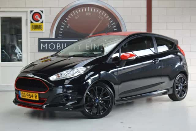 Ford Fiesta (2015) thumbnail 5