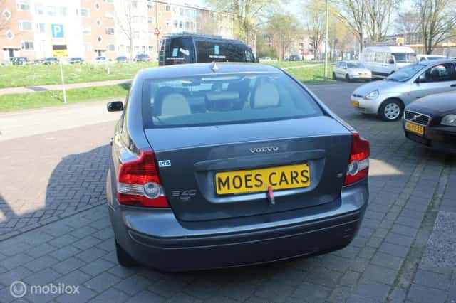 Volvo S40 (2005) thumbnail 4