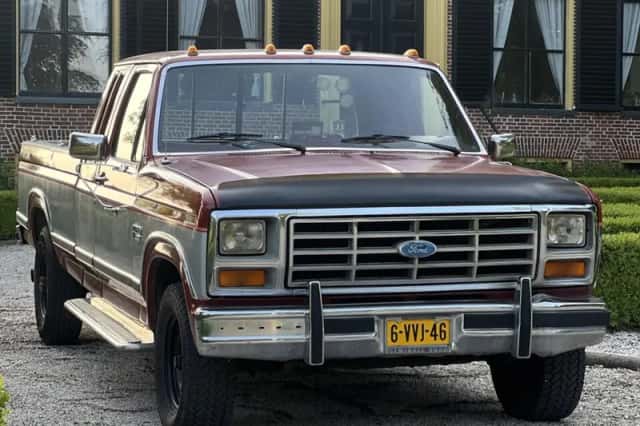 Ford F-250 (1985) thumbnail 4