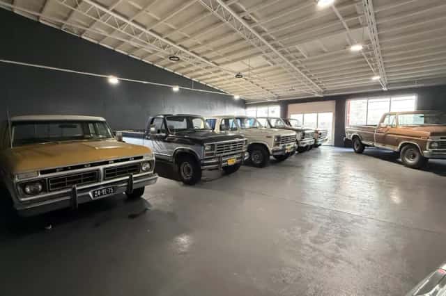 Ford F-250 (1986) thumbnail 3