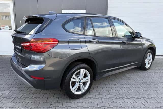 BMW X1 (2019) thumbnail 3
