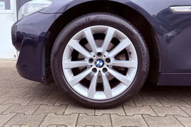 BMW 5-Serie (2012) thumbnail 3