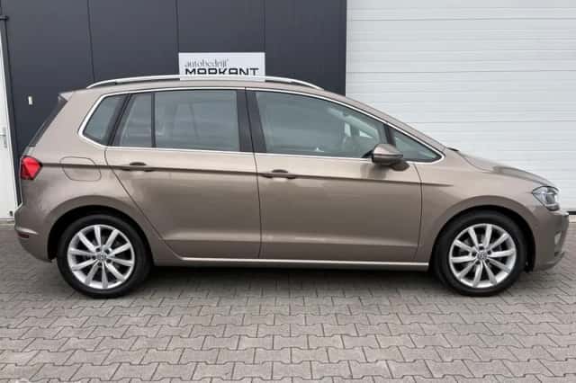 Volkswagen Golf Sportsvan (2014) thumbnail 5