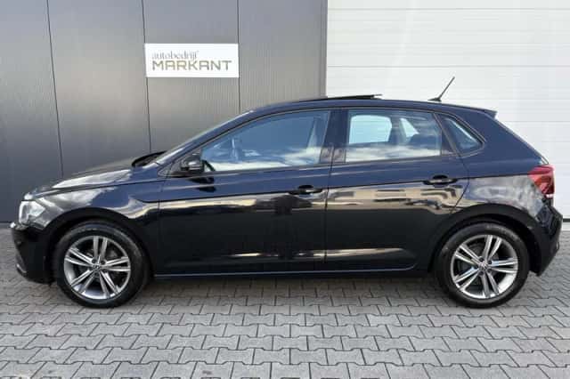 Volkswagen Polo (2019) thumbnail 2