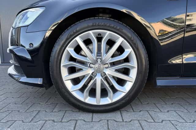 Audi A6 (2017) thumbnail 4