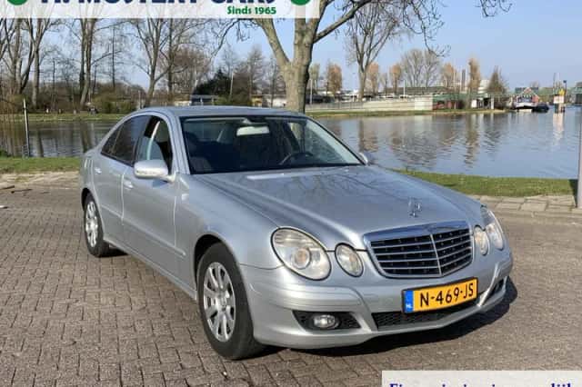 Mercedes-Benz E-Klasse (2007) thumbnail 1